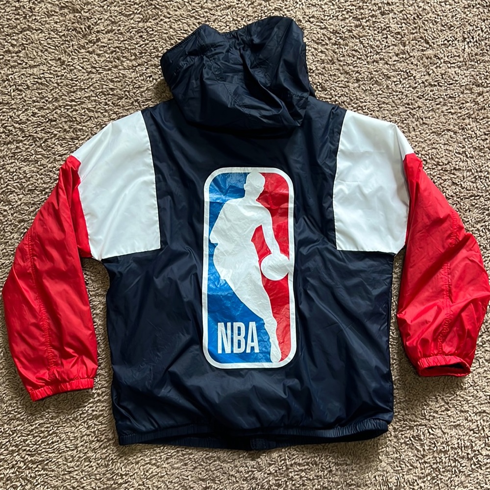 Boys NBA Abercrombie windbreaker!  Very good condition wore once or twice.